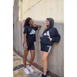 Carrefour Adidas short femme offre