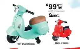 JouéClub Porteur électrique mini vespa offre
