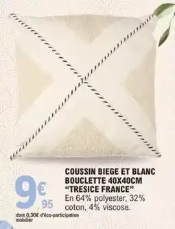 E.Leclerc Coussin biege et blanc bouclette 40x40cm offre