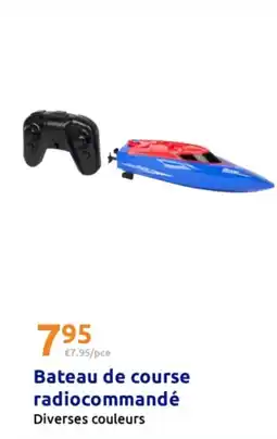 Action Bateau de course radiocommandé offre
