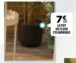 Centrakor Le pot de fleur cylindrique offre