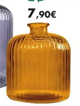 E.Leclerc Vase daroca en verre 100% recyclé 3 coloris disponibles vert, ambre et violet offre