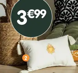 b&m Coussin exvoto pompons offre