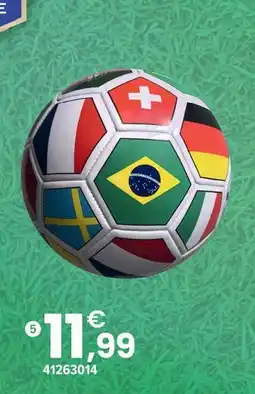 JouéClub Ballon de football drapeaux offre