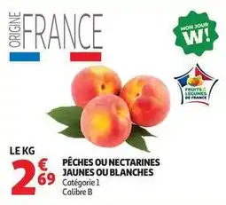 Auchan Supermarché Pêches ou nectarines jaunes ou blanches offre