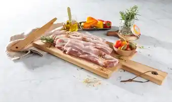 Auchan Supermarché Sans marque porc : poitrine tranchée avec os offre