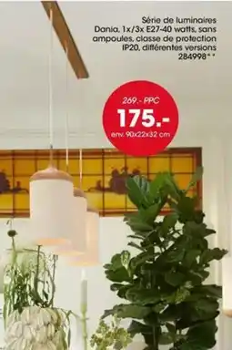 Möbel Martin Série de luminaires offre