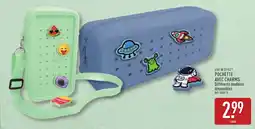 ALDI LIVE IN STYLE POCHETTE AVEC CHARMS offre