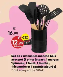 Maxi Bazar Set de 7 ustensiles manche bois avec pot offre