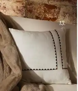 Maisons du Monde Housse de coussin offre