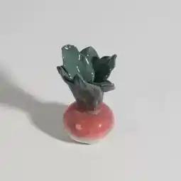 Maisons du Monde Statuette radis offre