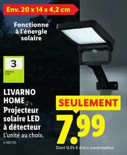 Lidl LIVARNO HOME Projecteur solaire LED à détecteur offre