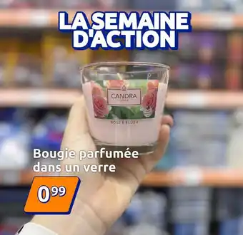 Bougie parfumée dans un verre