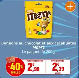 Coccinelle Supermarché M&M'S Bonbons au chocolat et aux cacahuètes offre
