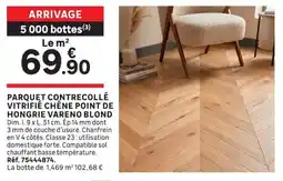 Leroy Merlin VARENO PARQUET CONTRECOLLÉ VITRIFIÉ CHÊNE POINT DE HONGRIE BLOND offre