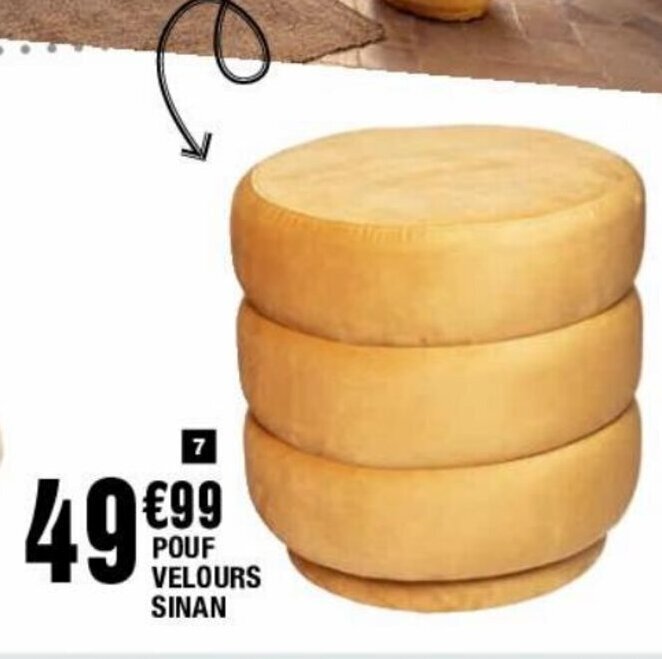 Promo Pouf Velours Sinan chez La Foir'Fouille