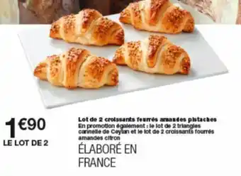 Monoprix Lot de 2 croissants feurrés amandes pistaches offre