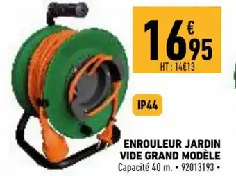 Brico Cash Enrouleur jardin vide grand modèle offre