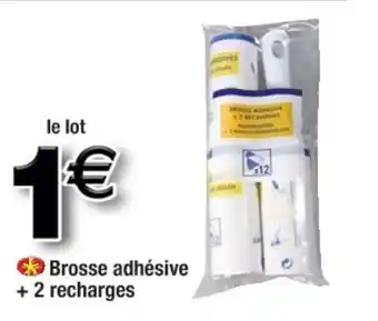 Cora x Carrefour Brosse adhésive + 2 recharges offre