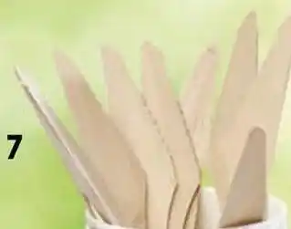10 couteaux en bois