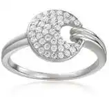 Auchan BAGUE ARGENT ET OXYDES DE ZIRCONIUM offre