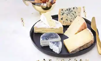 Auchan PLATEAU CÉZALLIER DE 5 FROMAGES offre