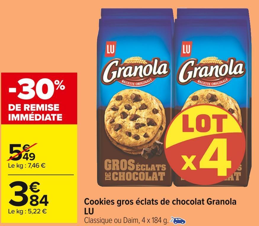 Promo Lu cookies gros éclats de chocolat granola chez Carrefour Market
