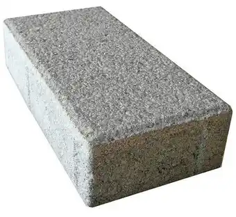 Brico Dépôt Pavé béton gris 20 x 10 cm offre