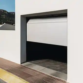Brico Dépôt Goodhome porte de garage sectionnelle motorisée h. 200 cm l. 240 cm blanche offre