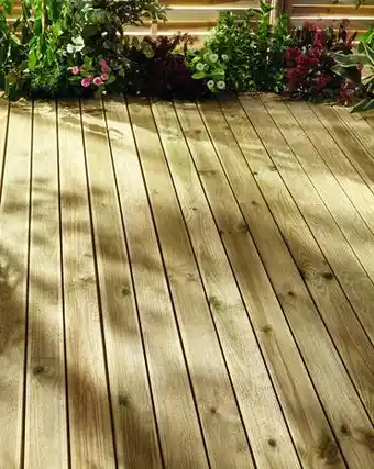 Brico Dépôt Blooma lame de terrasse en pin - l. 240 cm x l. 9,5 cm x ép. 20 mm offre