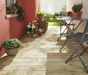 Brico Dépôt Blooma lame de terrasse en épicéa - l. 240 cm x l. 12 cm x ép. 24 mm offre