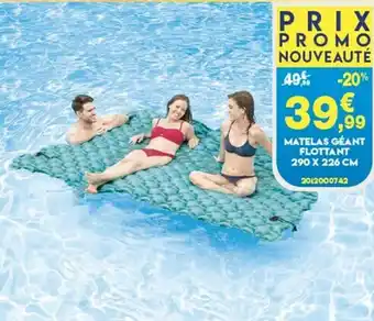 Maxi Bazar Matelas Géant Flottant 290 X 226 Cm offre