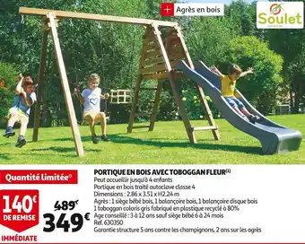 Auchan Portique en bois avec toboggan fleur offre