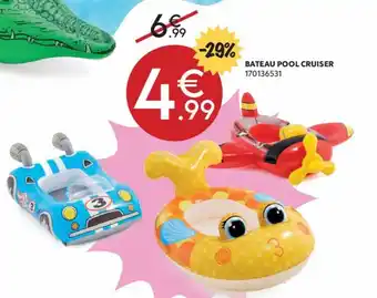 Bateau pool cruiser