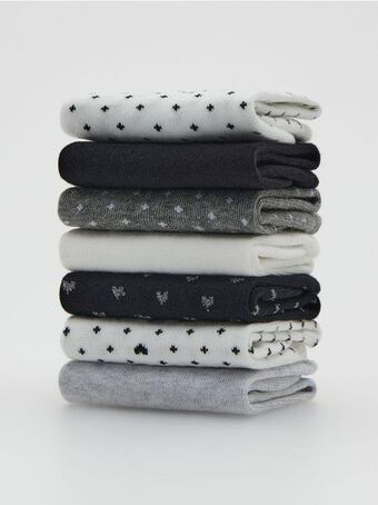 Reserved 7 pár zokni ajánlat