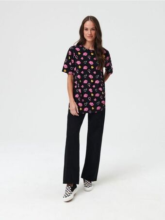 Sinsay Sex education póló mintával ajánlat