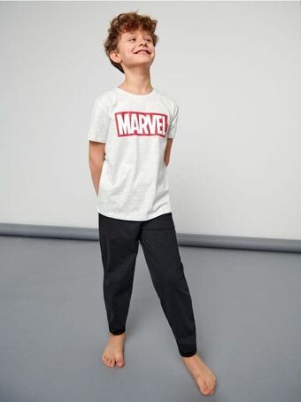 Marvel pizsamaszett