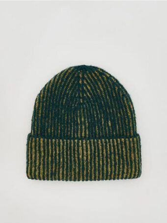 Újrahasznosított poliészterben gazdag beanie sapka