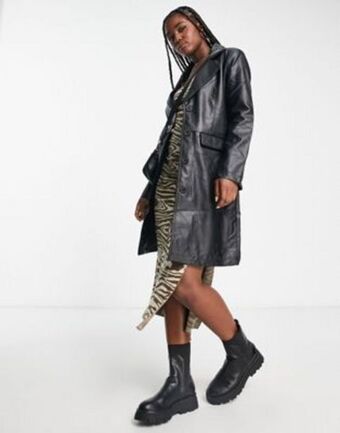 ASOS Stradivarius faux leather trench coat in black ajánlat