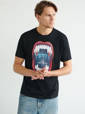 Sinsay The lost boys póló ajánlat