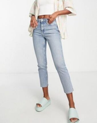 ASOS Topshop straight jeans in grey cast bleach ajánlat