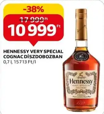 HENNESSY VERY SPECIAL COGNAC DÍSZDOBOZBAN 0,7 l