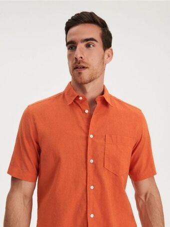 Reserved Regular fit ing lenkeverékből ajánlat