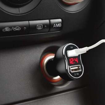Autós szivargyújtó adapter - 2 x usb, feszültségmérővel és árammérővel - fekete