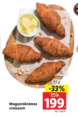 Lidl Mogyorókrémes croissant ajánlat