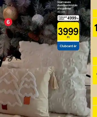 Szarvasos dombormintás díszpárna