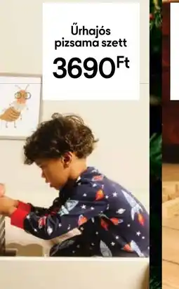 Tesco Űrhajs pizsama szett ajánlat