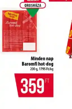 Coop Minden nap Baromfi hot-dog ajánlat