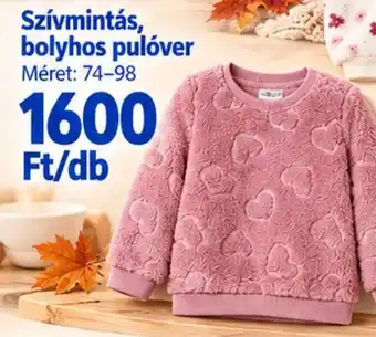 Szív mintás bolyhos pulóver