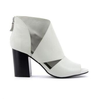 Scarpe&Scarpe Stivaletti con tacco offerta